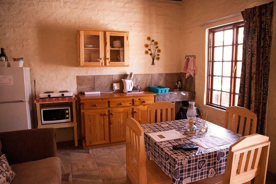 Country Cottages Nieu-Bethesda Εξωτερικό φωτογραφία